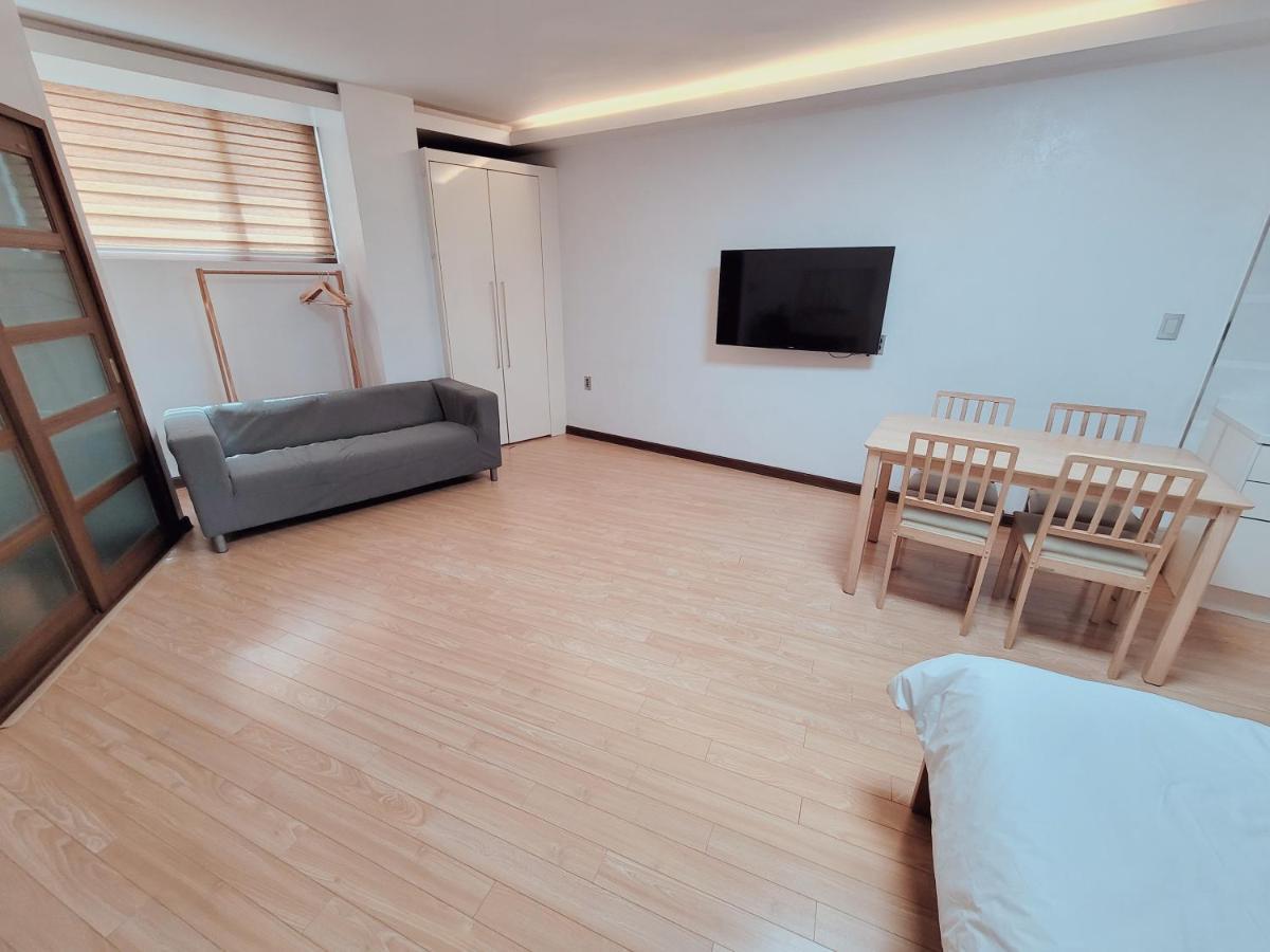 Seogwiporto Villa Eksteriør bilde