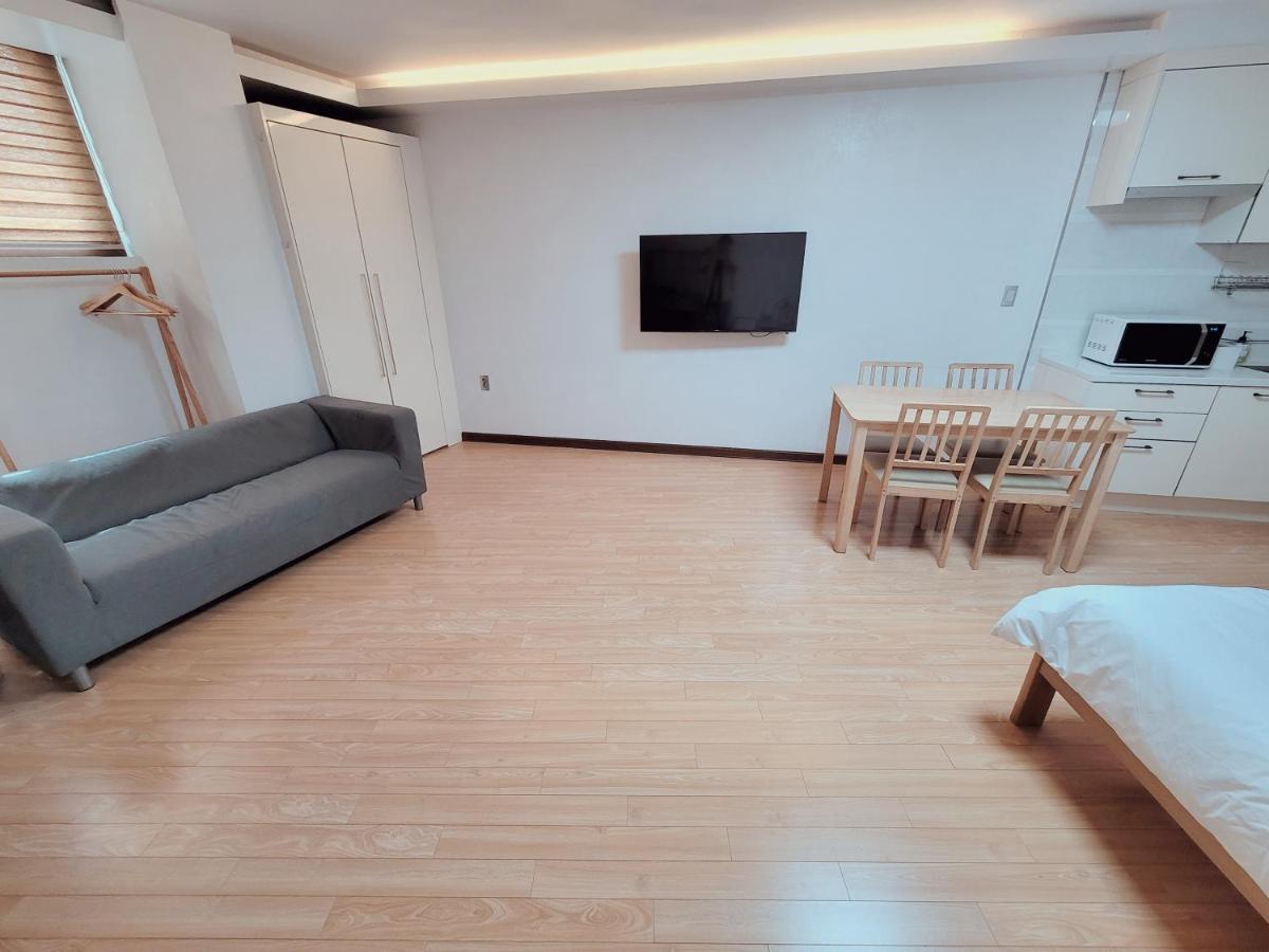 Seogwiporto Villa Eksteriør bilde