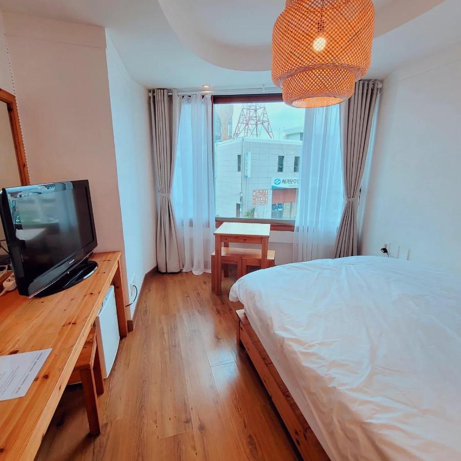 Seogwiporto Villa Eksteriør bilde